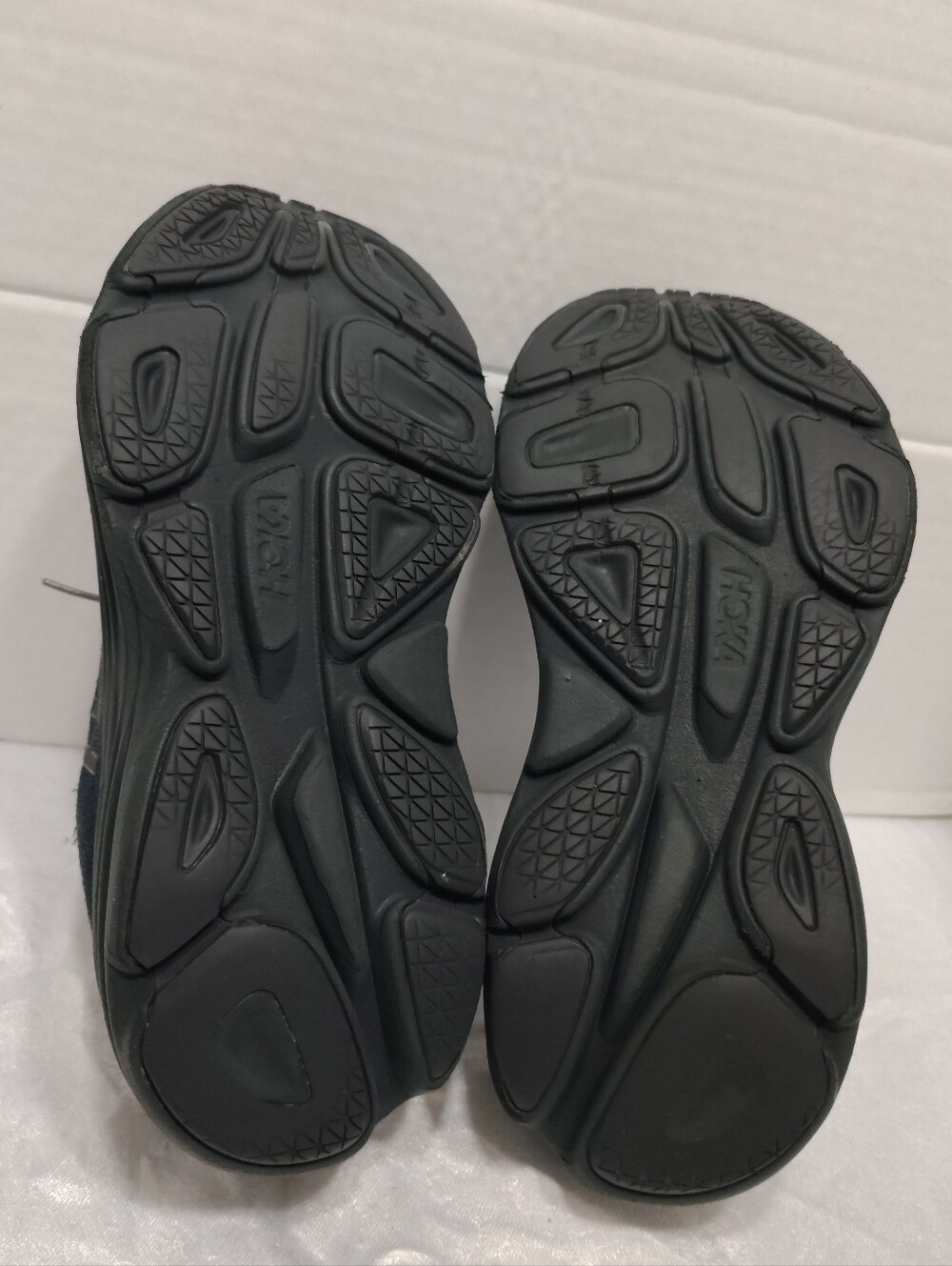 Hoka One One Bondi 8, Women # 8.5 Running Shoes - Picture 2 of 11